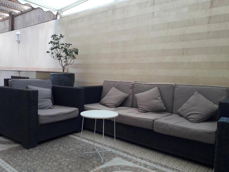 Stylish Gueliz Apartment With Beautiful Terrace Marrakesh Bagian luar foto