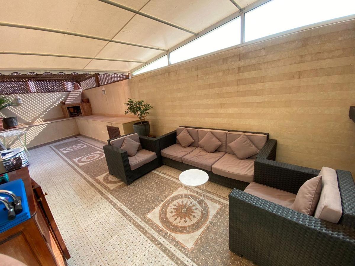 Stylish Gueliz Apartment With Beautiful Terrace Marrakesh Bagian luar foto