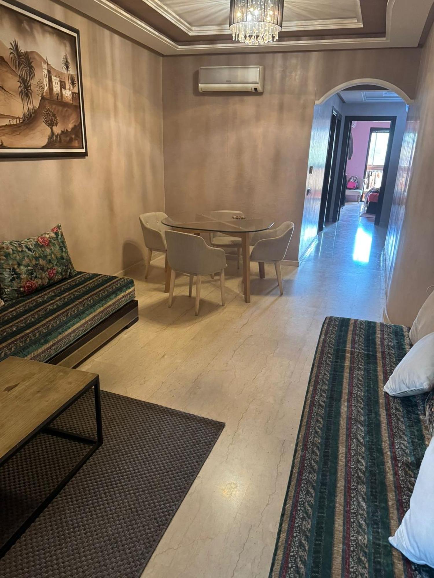 Stylish Gueliz Apartment With Beautiful Terrace Marrakesh Bagian luar foto